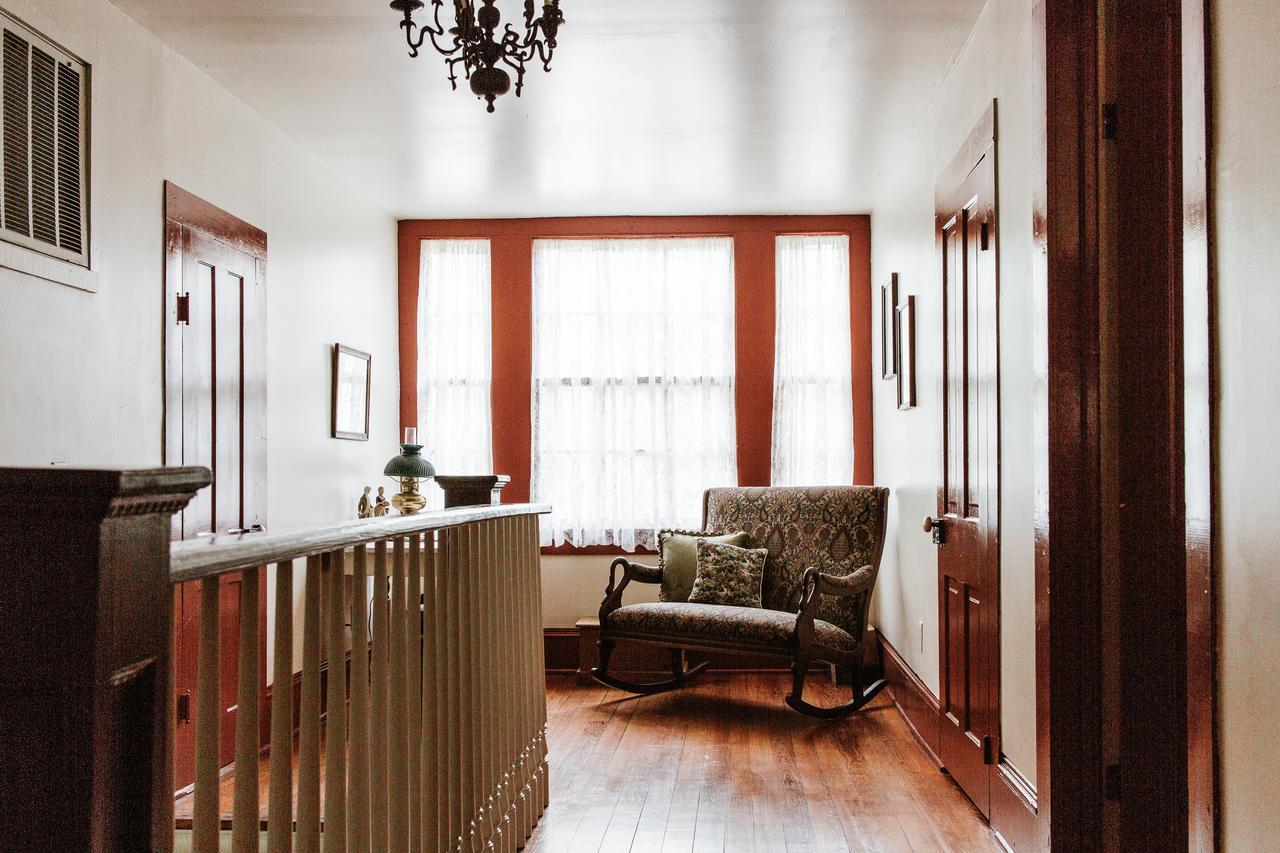 Maison Mouton Bed & Breakfast Lafayette Exterior photo